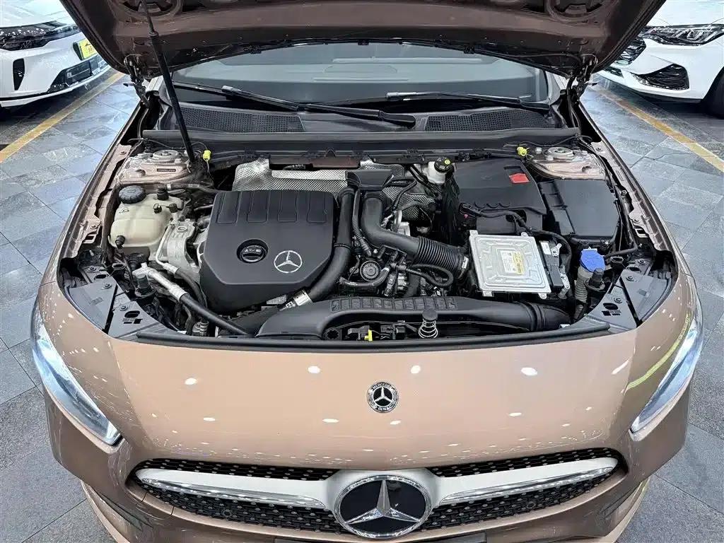 Mercedes-Benz A-Class 2020 A 200 L Sport Sedan — миниатюра 31