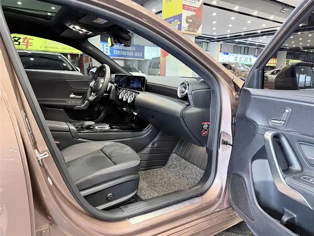 Mercedes-Benz A-Class 2020 A 200 L Sport Sedan — миниатюра 6