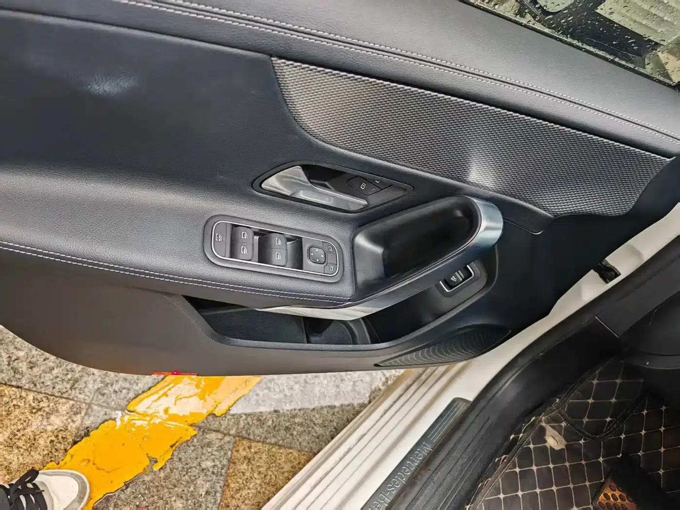2022 Mercedes-Benz A-Class A 180 L Sport Sedan — миниатюра 5