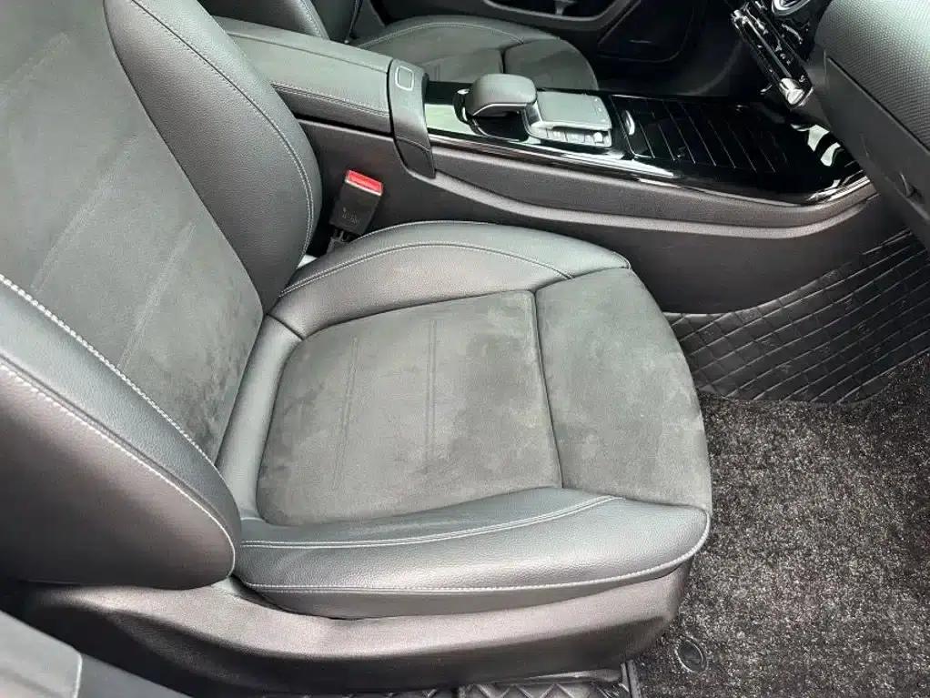 2020 Mercedes-Benz A-Class A 180 L Sport Sedan — миниатюра 15