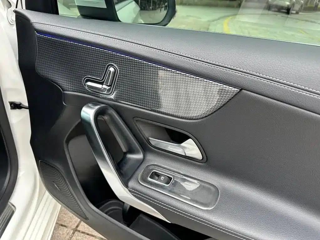 2020 Mercedes-Benz A-Class A 180 L Sport Sedan — миниатюра 16