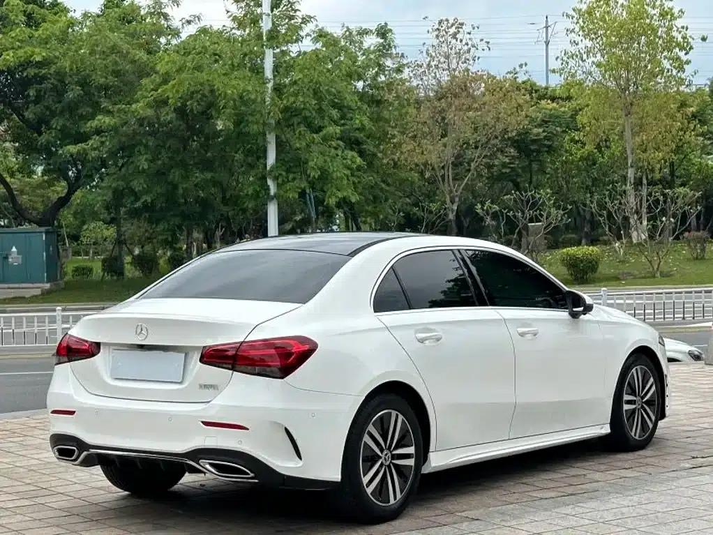2020 Mercedes-Benz A-Class A 180 L Sport Sedan — миниатюра 5