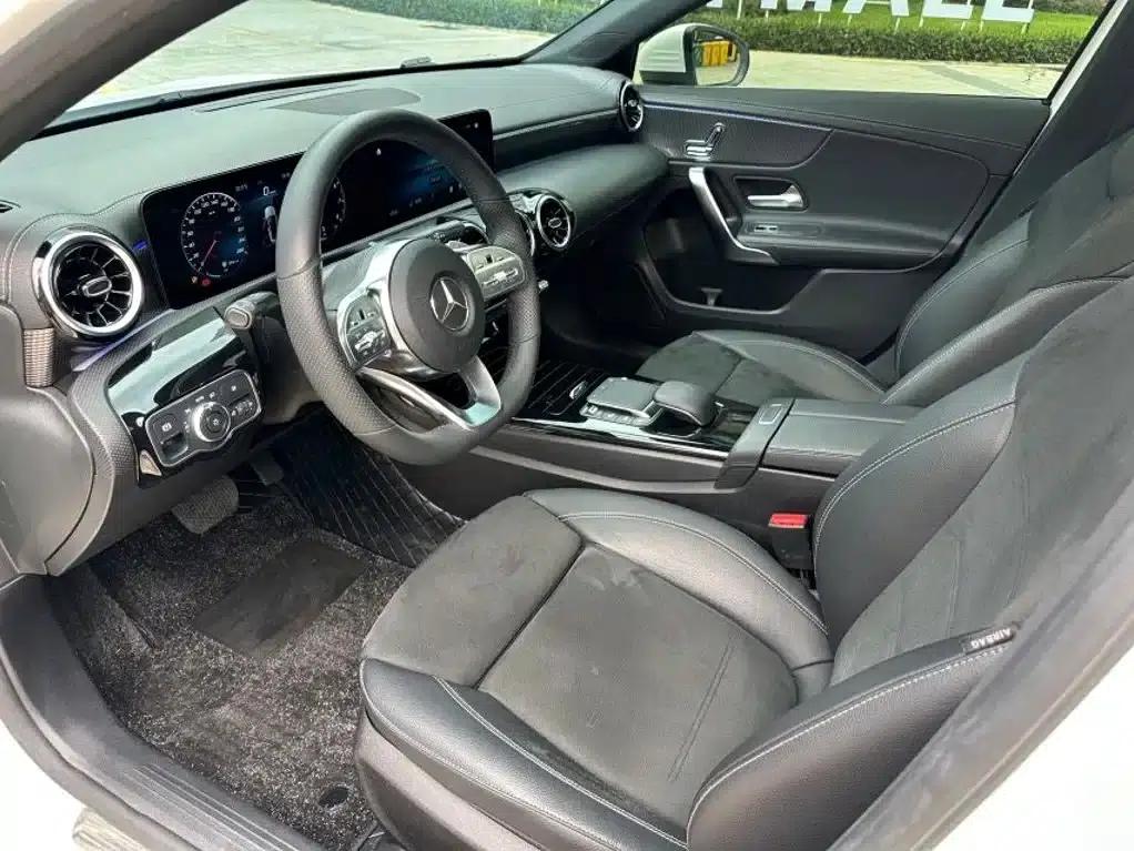 2020 Mercedes-Benz A-Class A 180 L Sport Sedan — миниатюра 7