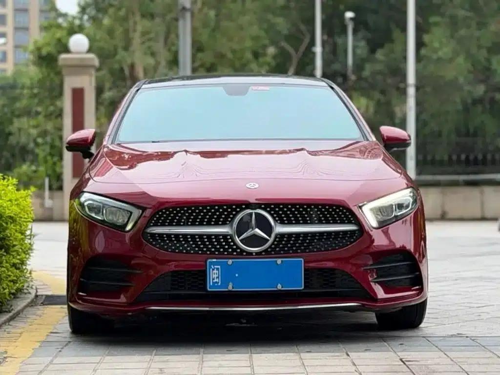Mercedes-Benz A-Class 2020 Facelift A 200 L Sport Sedan Fashion Model — миниатюра 2