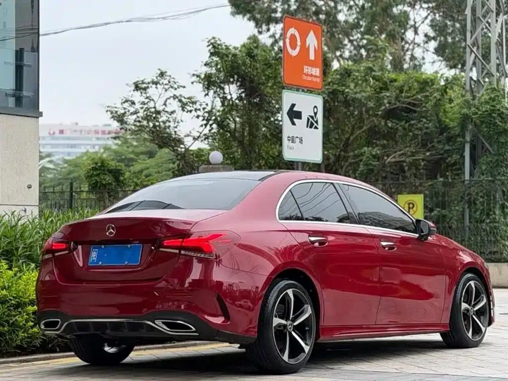 Mercedes-Benz A-Class 2020 Facelift A 200 L Sport Sedan Fashion Model — миниатюра 4