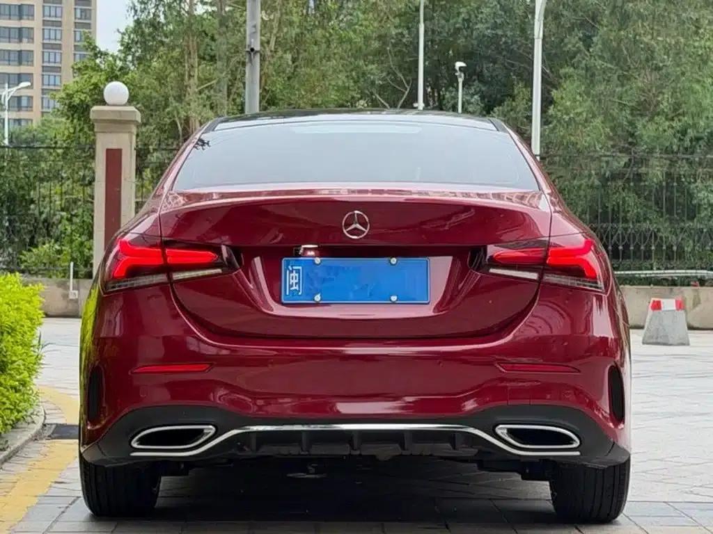 Mercedes-Benz A-Class 2020 Facelift A 200 L Sport Sedan Fashion Model — миниатюра 5