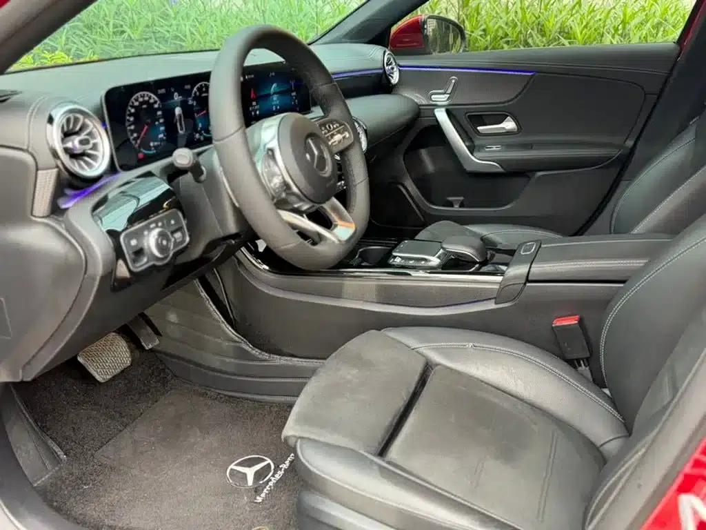 Mercedes-Benz A-Class 2020 Facelift A 200 L Sport Sedan Fashion Model — миниатюра 7