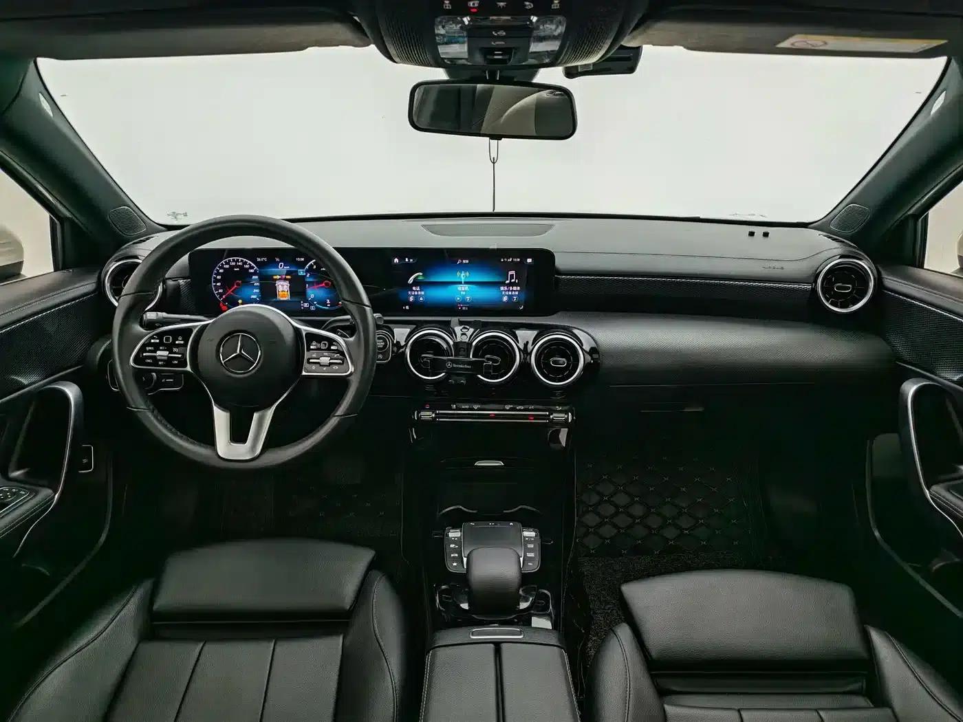 2021 Mercedes-Benz A-Class A 200 L Sport Sedan Dynamic — миниатюра 19