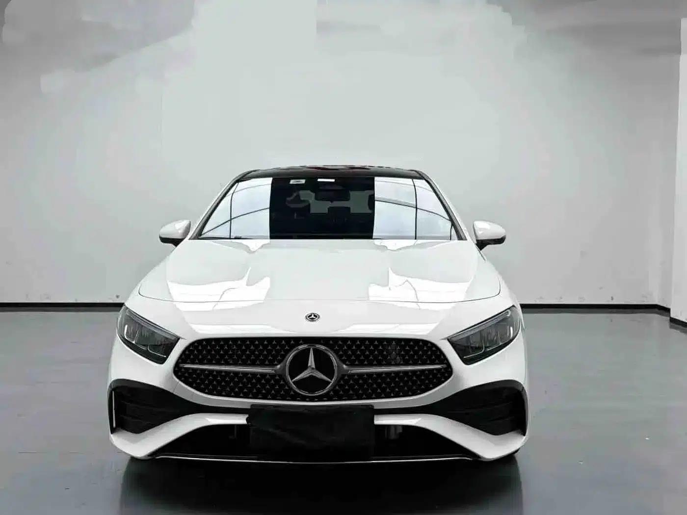 2023 Mercedes-Benz A-Class A 200 L Fashion Edition — миниатюра 2