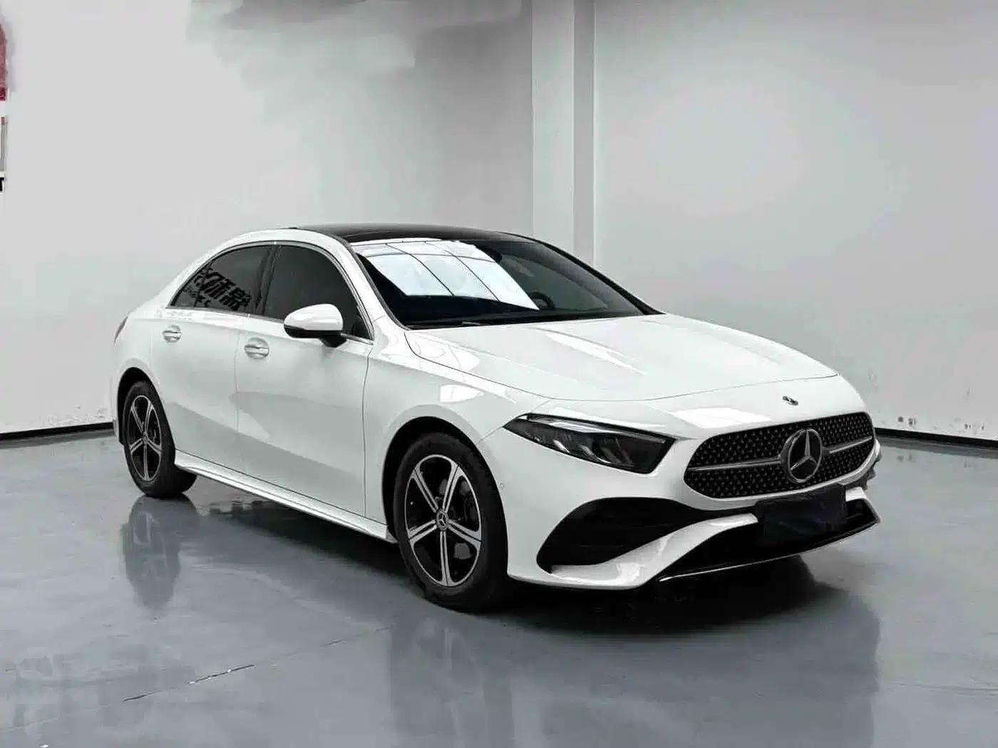 2023 Mercedes-Benz A-Class A 200 L Fashion Edition — миниатюра 3