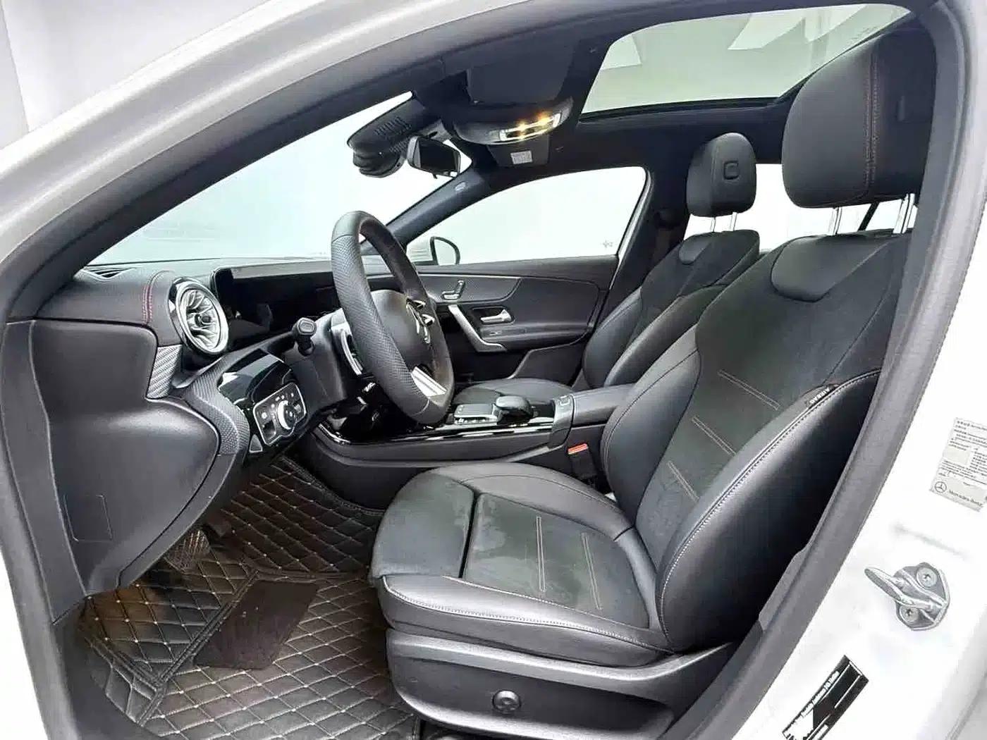 2023 Mercedes-Benz A-Class A 200 L Fashion Edition — миниатюра 4