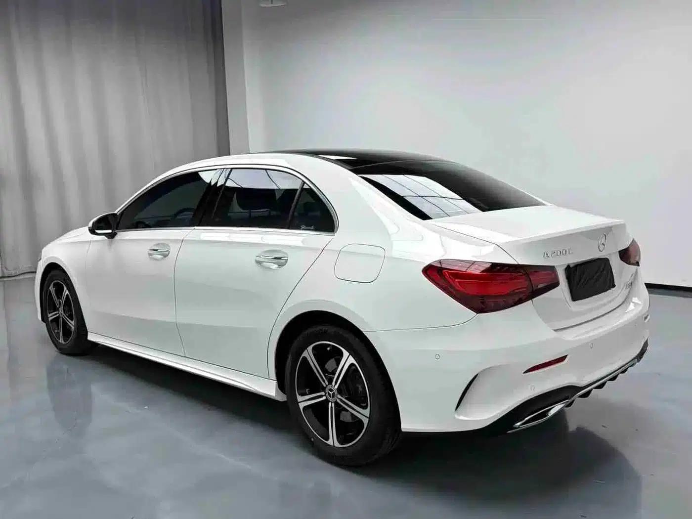 2023 Mercedes-Benz A-Class A 200 L Fashion Edition — миниатюра 9