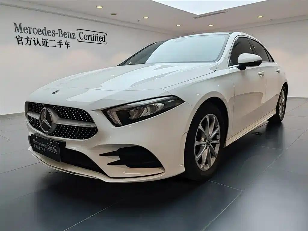 2021 Mercedes-Benz A-Class A 180 L Sport Sedan — миниатюра 1