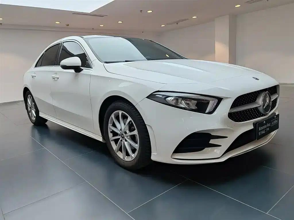 2021 Mercedes-Benz A-Class A 180 L Sport Sedan — миниатюра 2