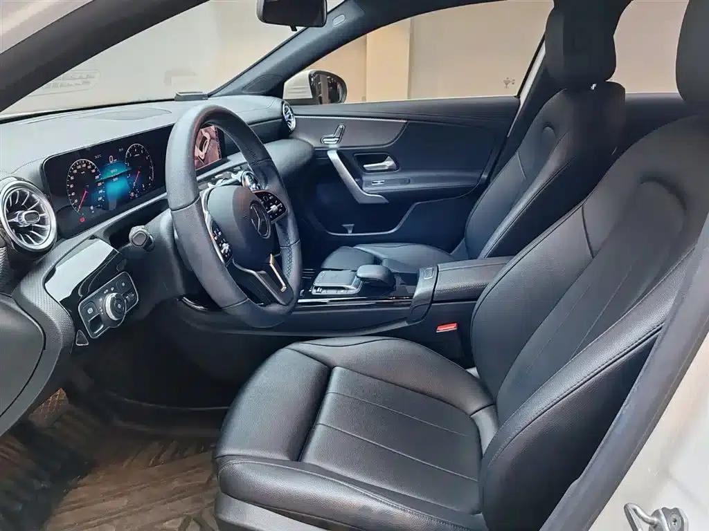 2021 Mercedes-Benz A-Class A 180 L Sport Sedan — миниатюра 11