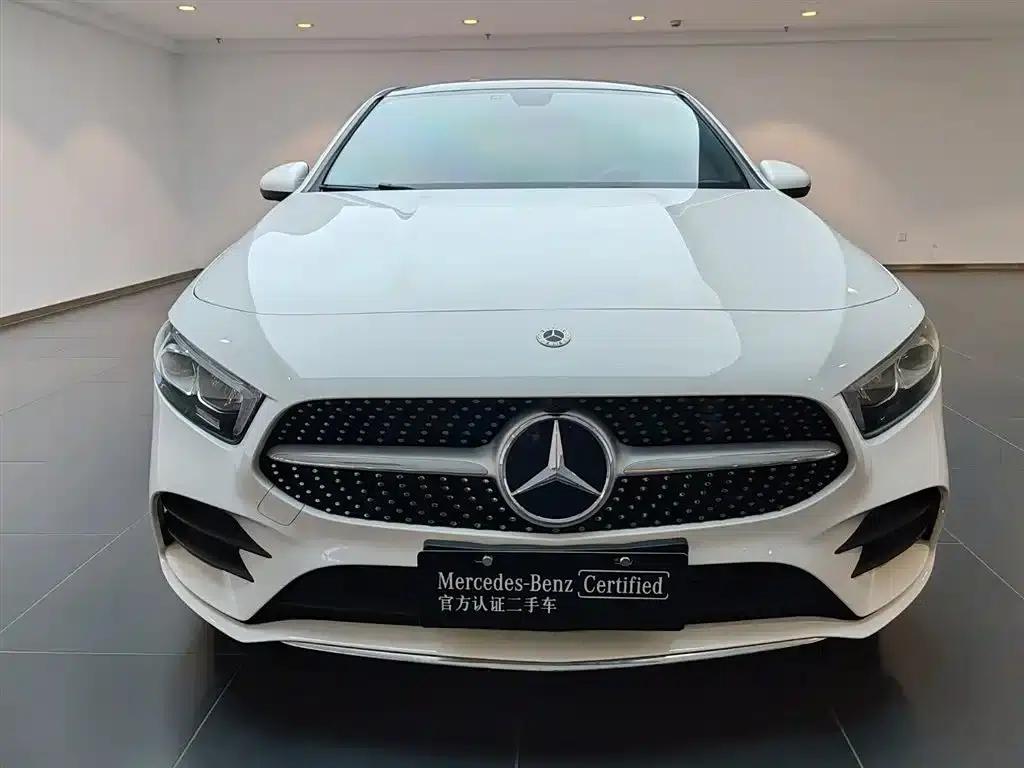2021 Mercedes-Benz A-Class A 180 L Sport Sedan — миниатюра 3
