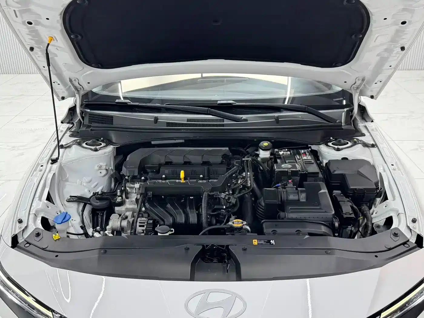 2024 Mercedes-Benz A-Class A 180 L — миниатюра 20
