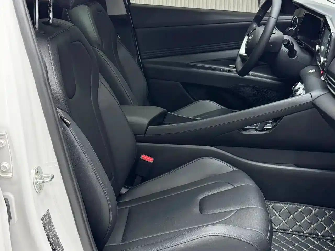 2024 Mercedes-Benz A-Class A 180 L — миниатюра 10