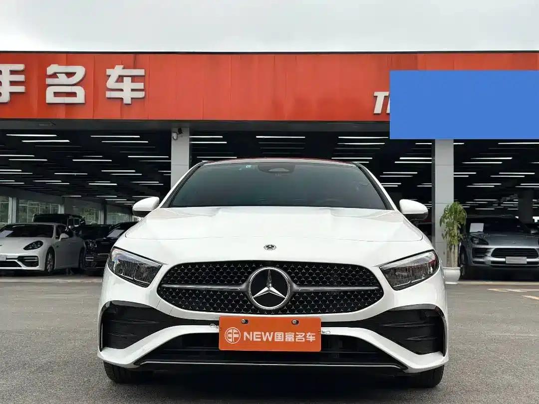 2023 Mercedes-Benz A-Class A 200 L Fashion Edition — миниатюра 2