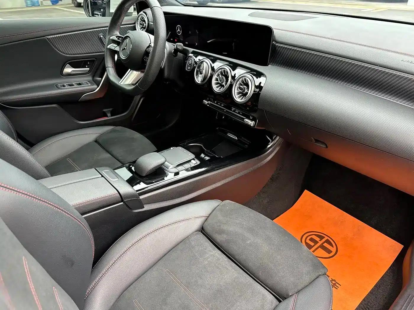 2023 Mercedes-Benz A-Class A 200 L Fashion Edition — миниатюра 12