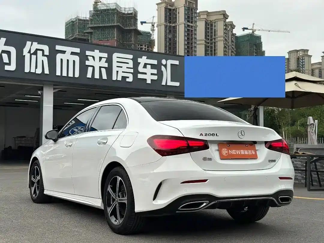 2023 Mercedes-Benz A-Class A 200 L Fashion Edition — миниатюра 16