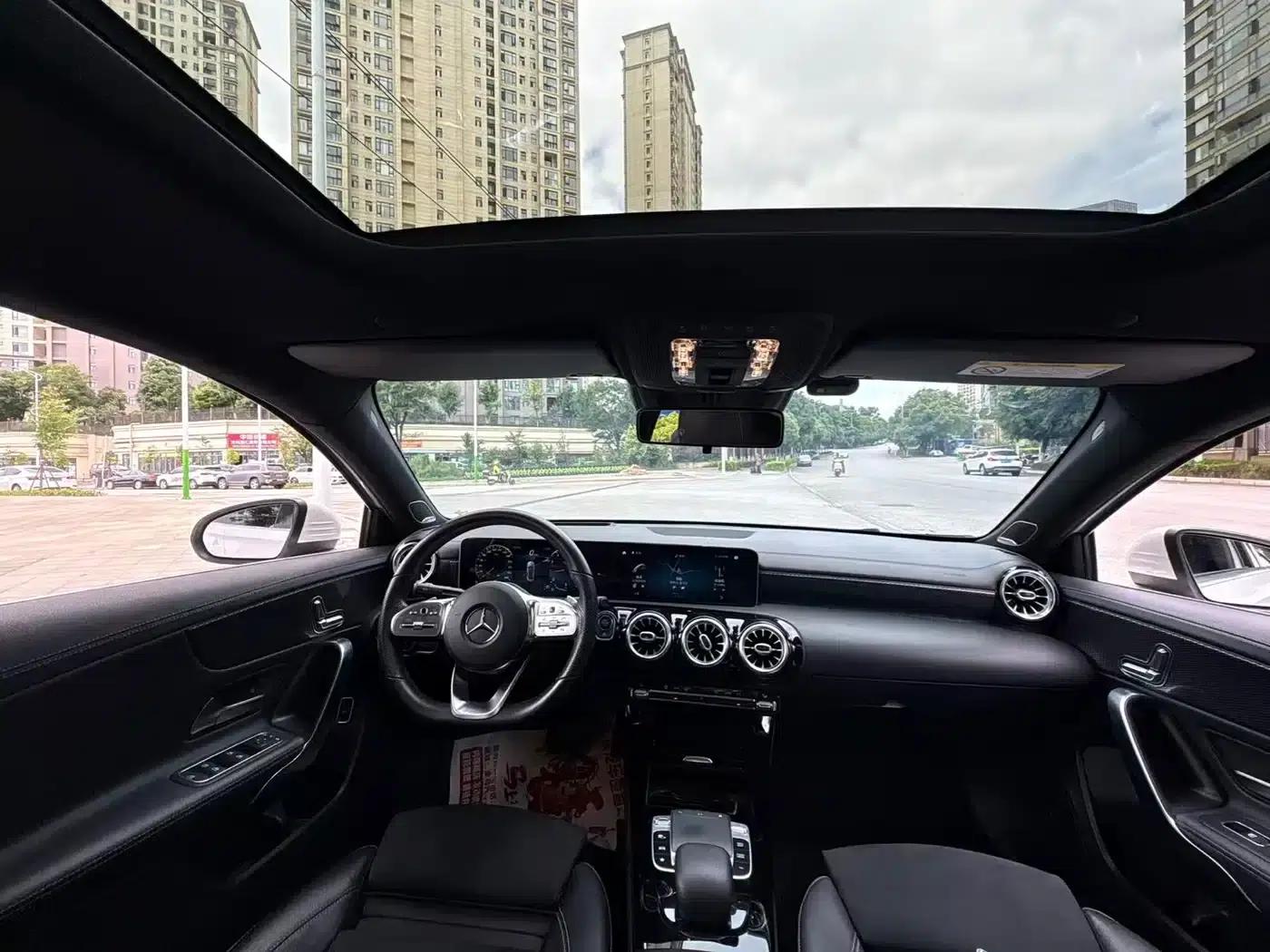 2019 Mercedes-Benz A-Class A 200 L Sport Sedan First Edition — миниатюра 6