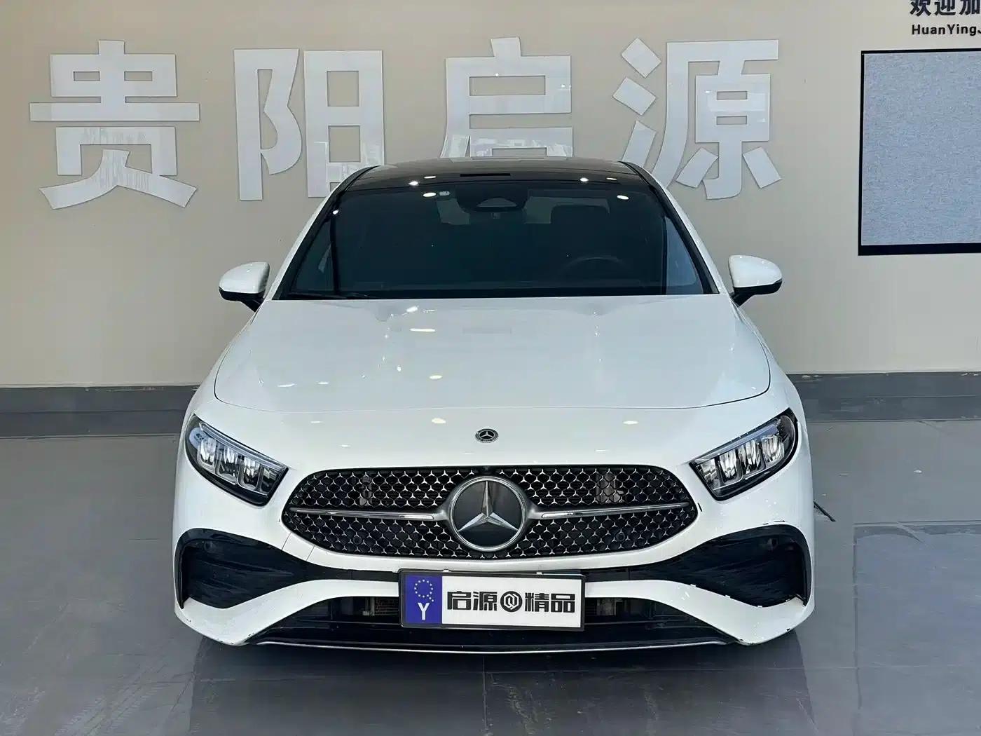 2023 Mercedes-Benz A-Class A 200 L Fashion Edition — миниатюра 2