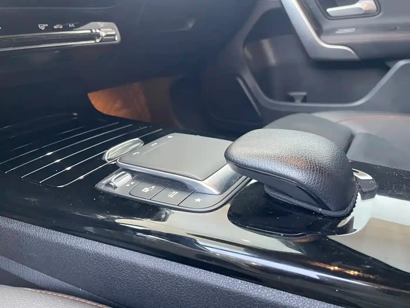 2023 Mercedes-Benz A-Class A 200 L Fashion Edition — миниатюра 13