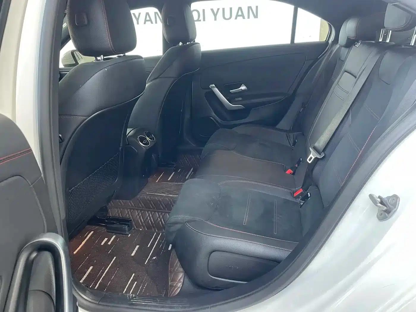 2023 Mercedes-Benz A-Class A 200 L Fashion Edition — миниатюра 9