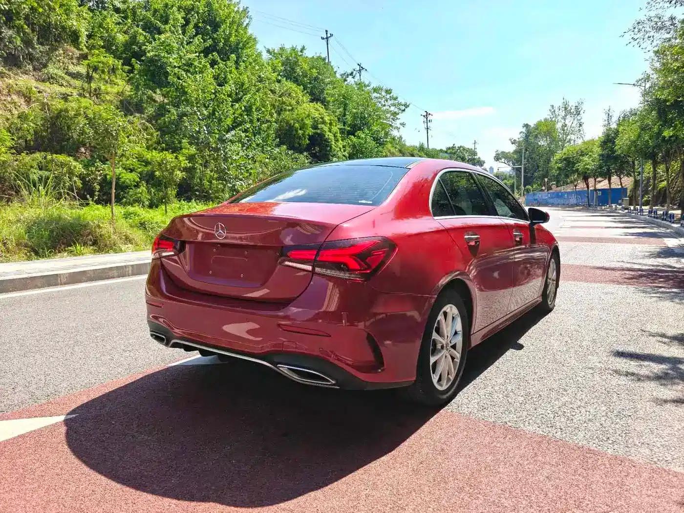 Mercedes-Benz A-Class 2020 A 200 L Sport Sedan — миниатюра 18