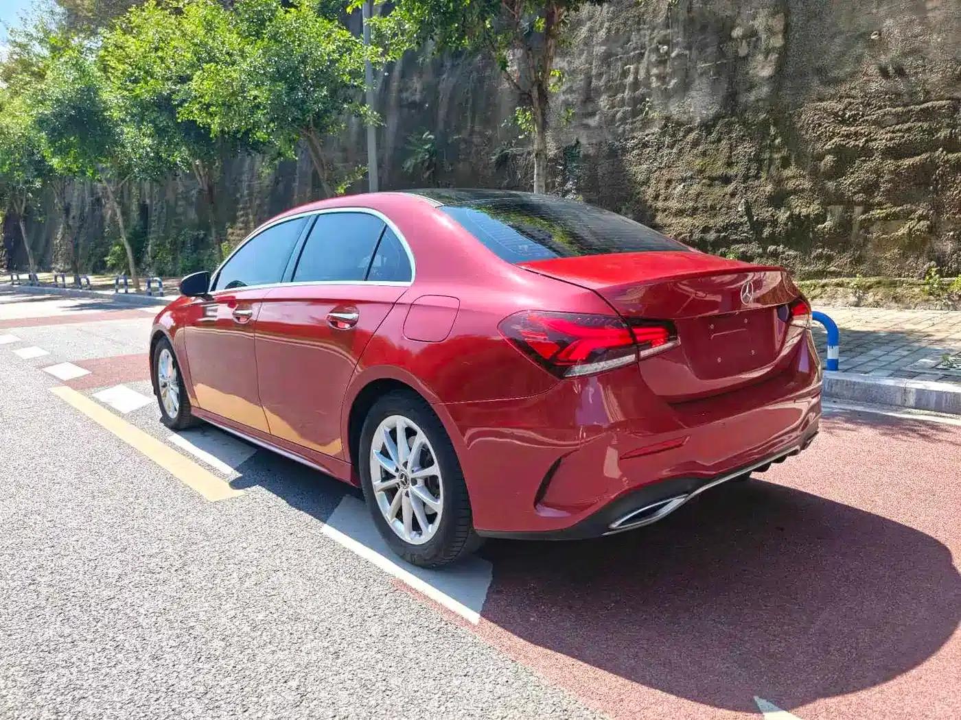 Mercedes-Benz A-Class 2020 A 200 L Sport Sedan — миниатюра 20