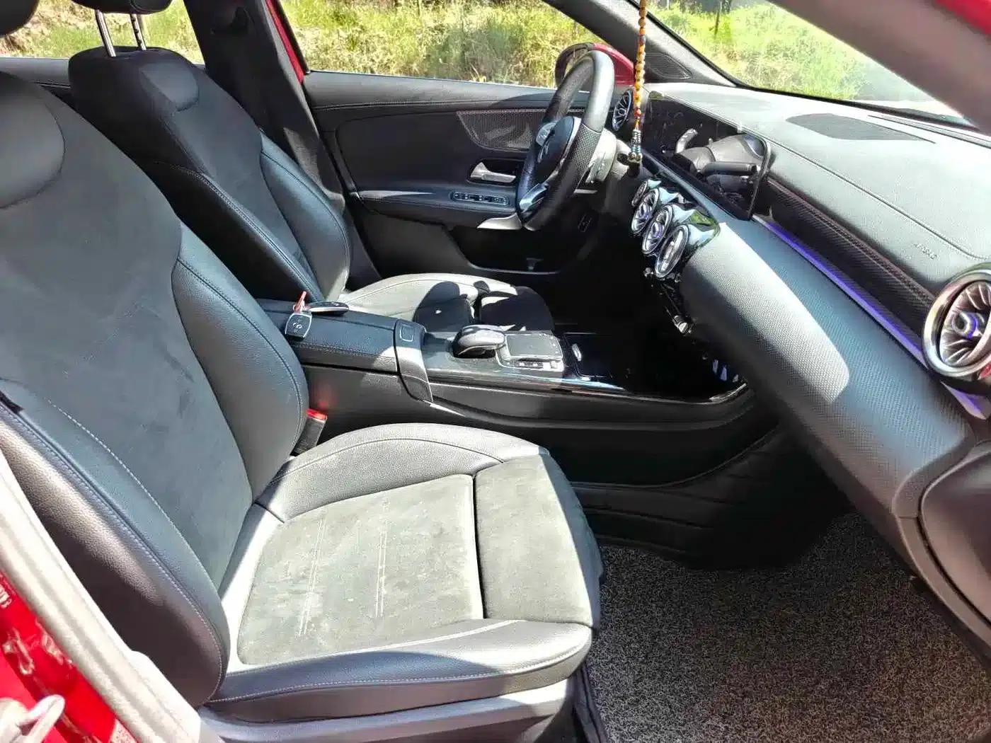 Mercedes-Benz A-Class 2020 A 200 L Sport Sedan — миниатюра 4