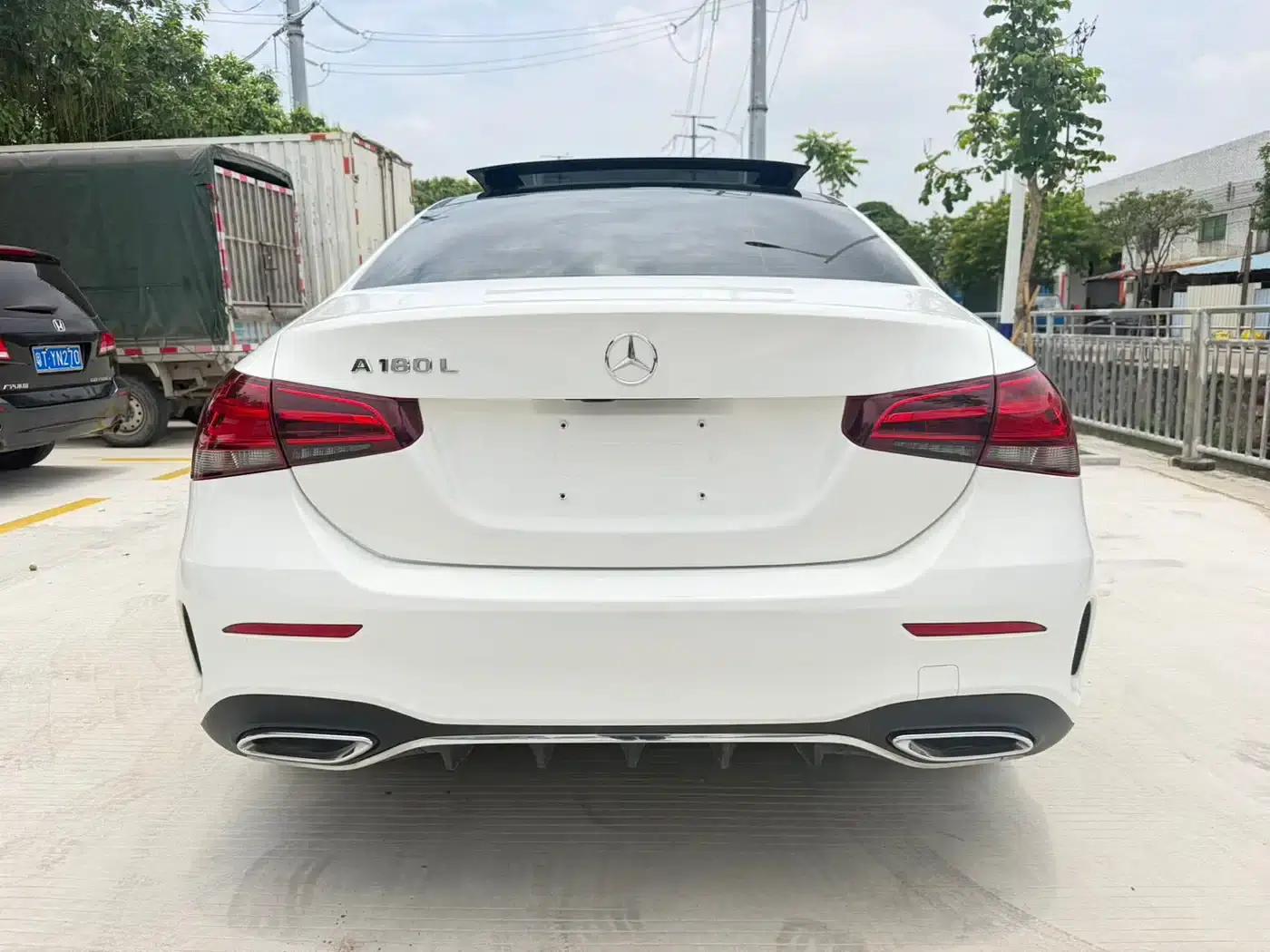 Mercedes-Benz A-Class 2022 Facelift A 180 L Sport Sedan — миниатюра 5