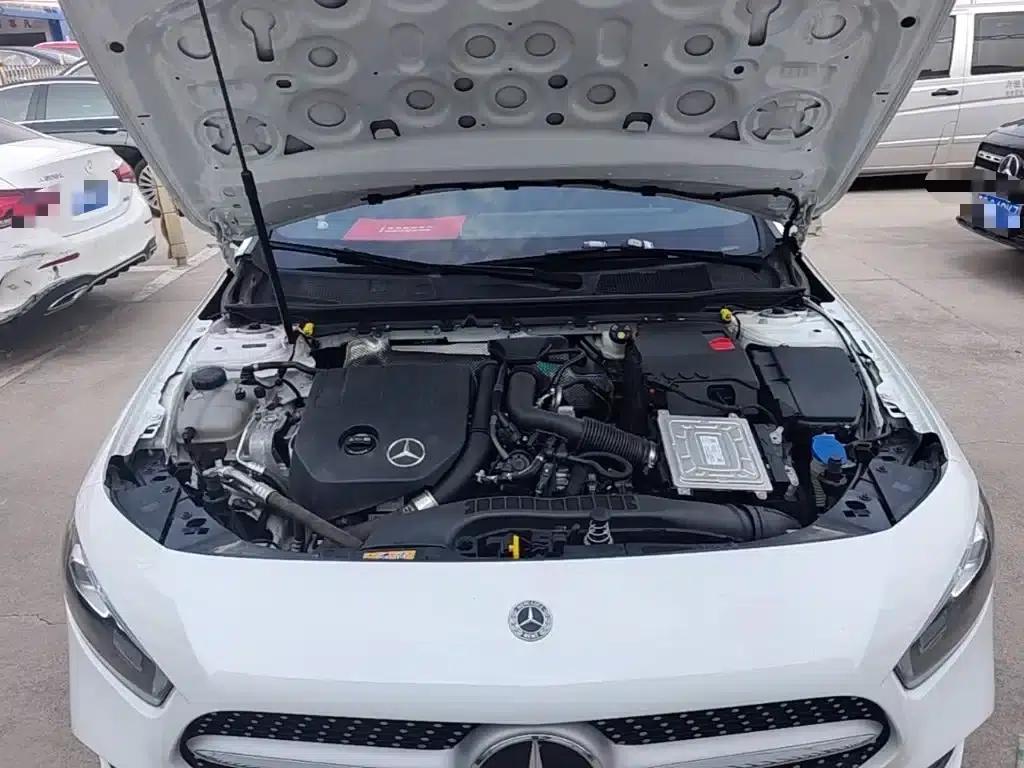 Mercedes-Benz A-Class 2022 Facelift III A 200 L Sport Sedan Fashion Edition — миниатюра 20