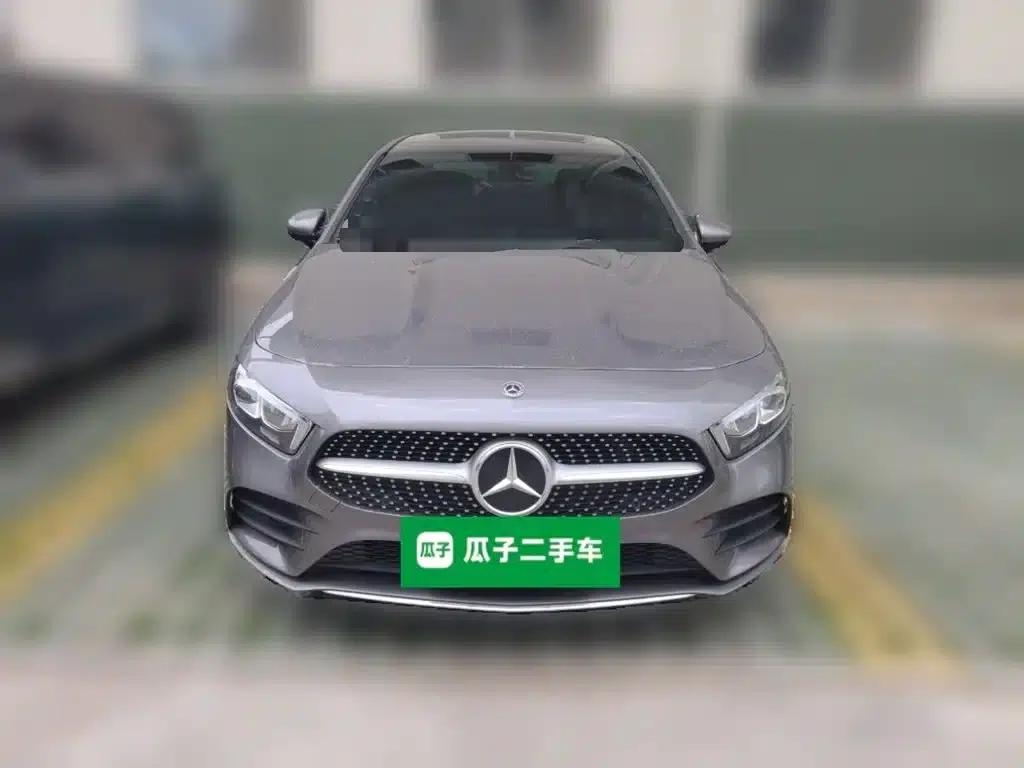 Mercedes-Benz A-Class 2020 Facelift A 200 L Sport Sedan Fashion Model — миниатюра 24