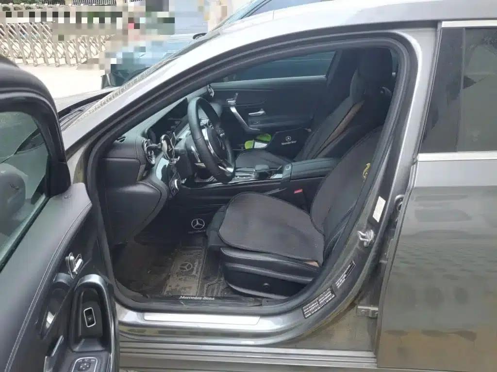 Mercedes-Benz A-Class 2020 Facelift A 200 L Sport Sedan Fashion Model — миниатюра 8