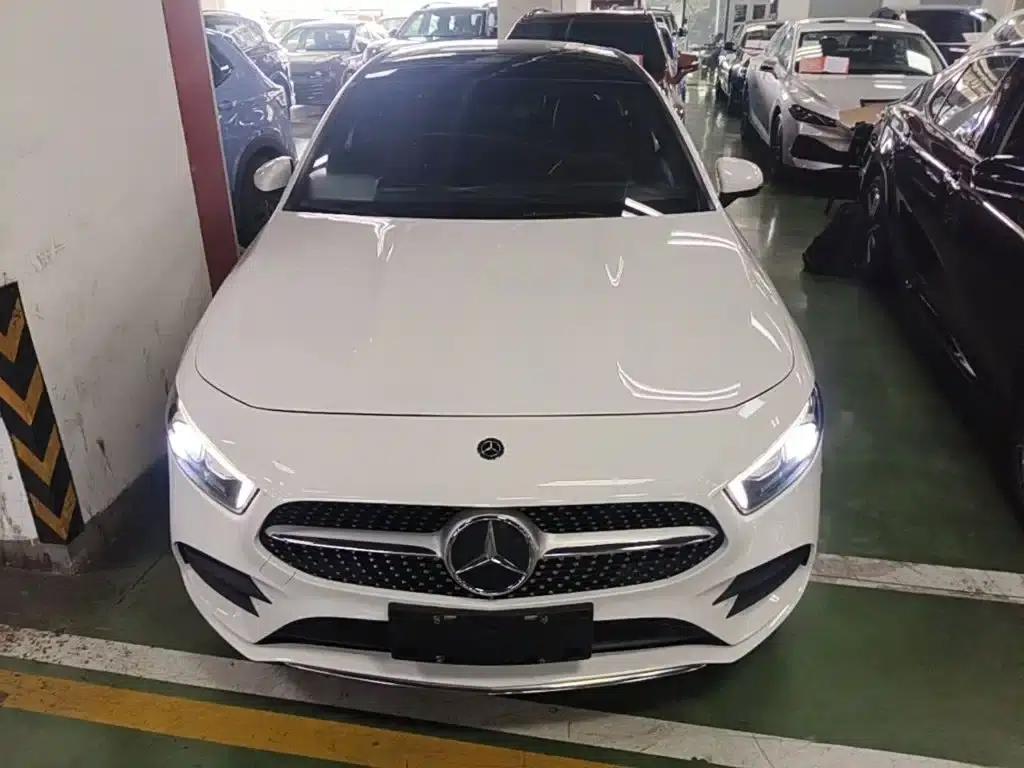 Mercedes-Benz A-Class 2020 A 200 L Sport Sedan — миниатюра 3