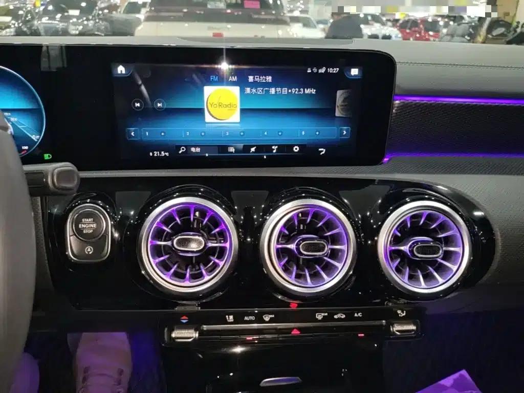 Mercedes-Benz A-Class 2022 Facelift A 200 L Sport Sedan Dynamic Edition — миниатюра 13