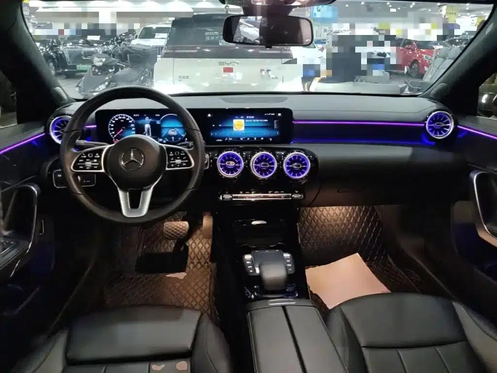 Mercedes-Benz A-Class 2022 Facelift A 200 L Sport Sedan Dynamic Edition — миниатюра 10