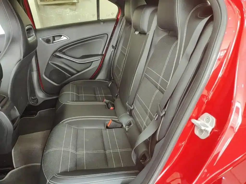 2015 Mercedes-Benz A-Class Imported Model A 200 Fashion Edition — миниатюра 17