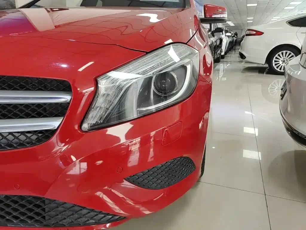2015 Mercedes-Benz A-Class Imported Model A 200 Fashion Edition — миниатюра 24