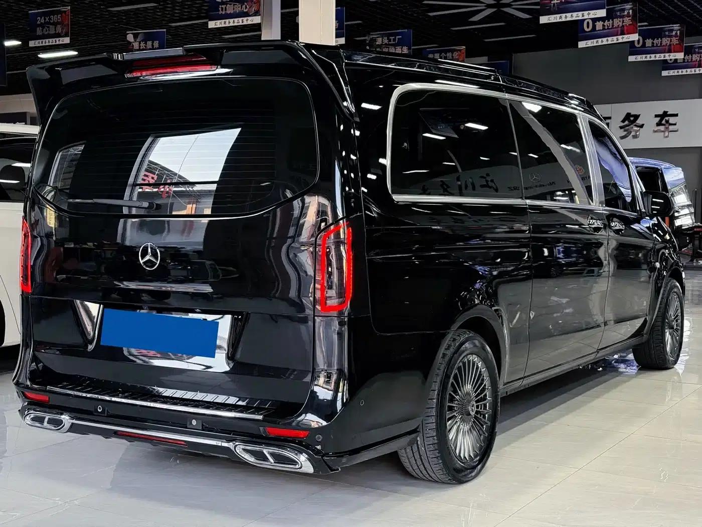 2023 Nissan Vito 2.0T Business Edition 7-seater — миниатюра 13