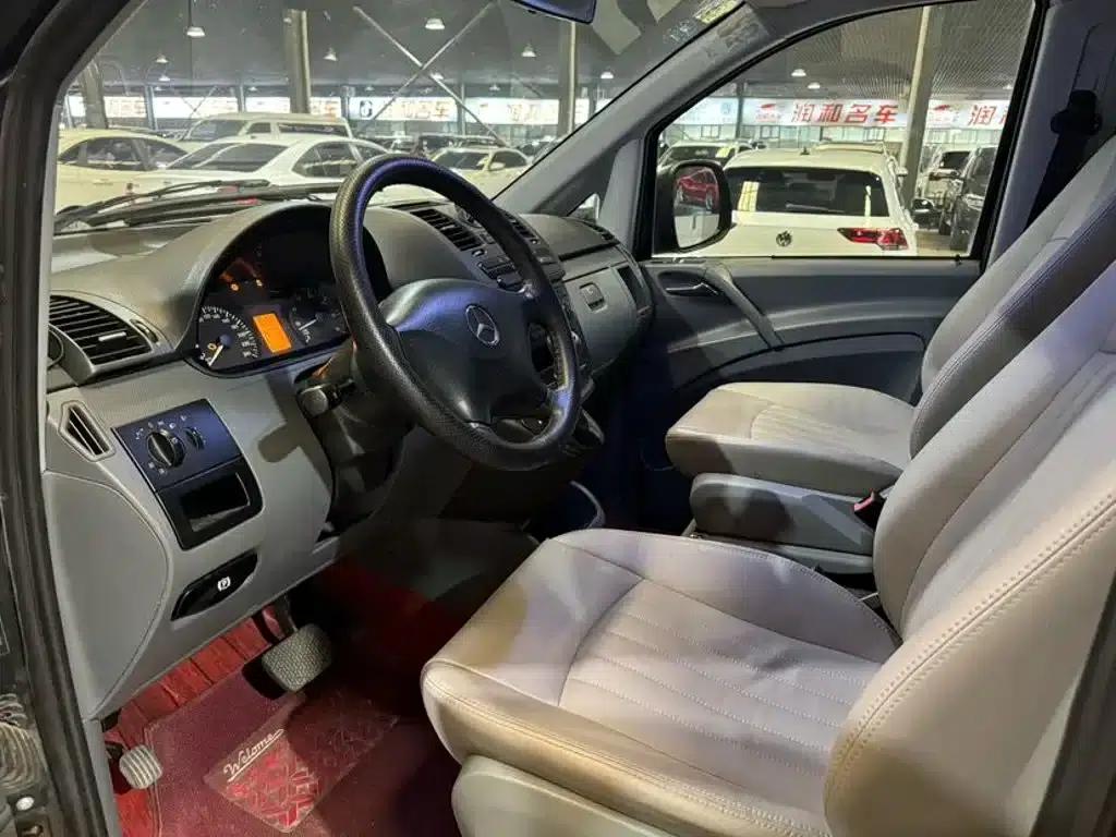 Vito 2010 2.5L Business Edition — миниатюра 9