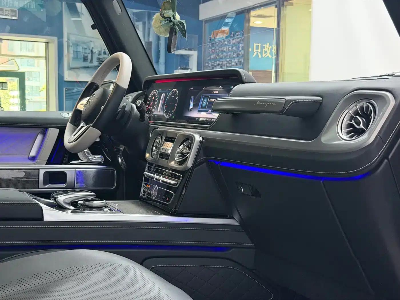 2024 Mercedes-Benz G-Class G 500 — миниатюра 16