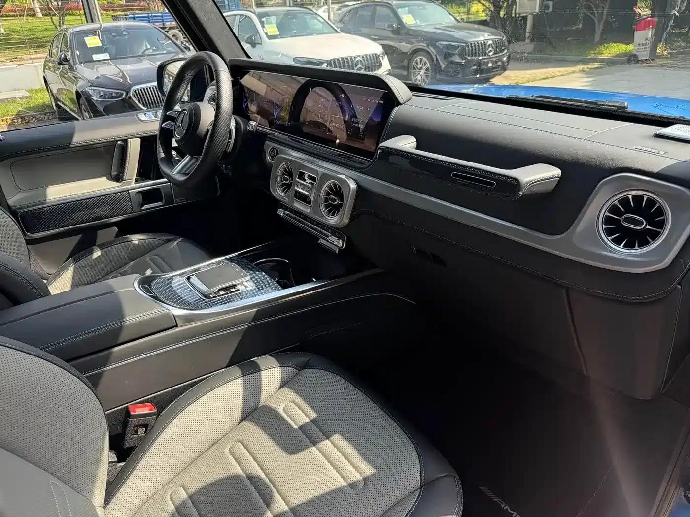 Mercedes-Benz G-Class PHEV 2025 G580 First Edition — миниатюра 18