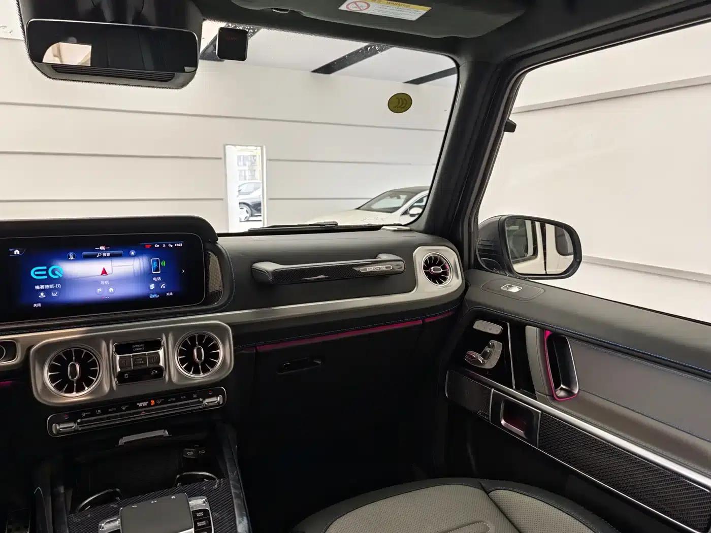 Mercedes-Benz G-Class PHEV 2025 G580 First Edition — миниатюра 14