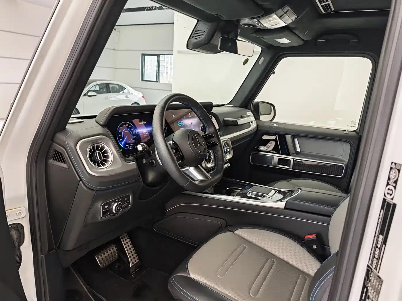 Mercedes-Benz G-Class PHEV 2025 G580 First Edition — миниатюра 9