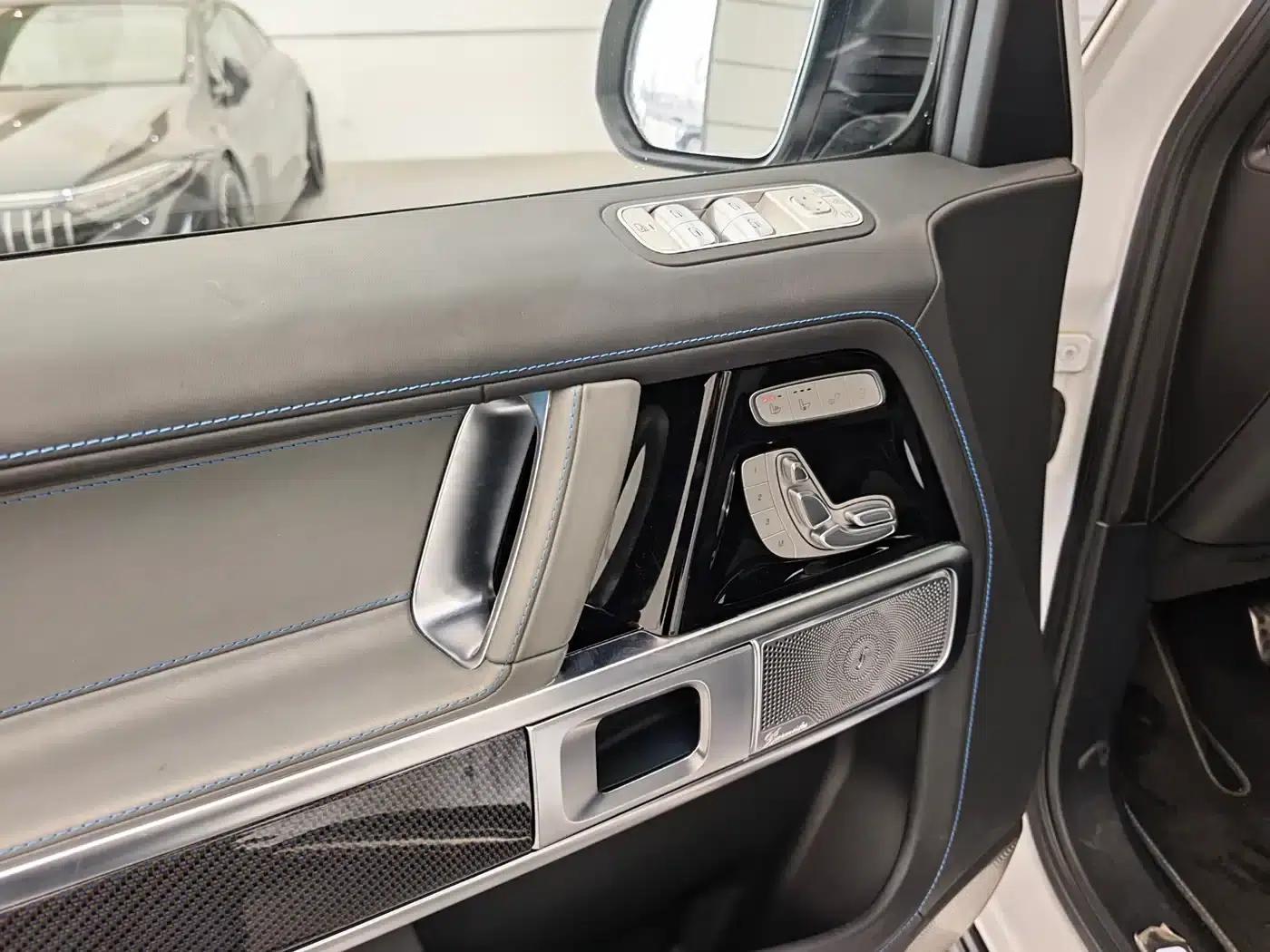 Mercedes-Benz G-Class PHEV 2025 G580 First Edition — миниатюра 10