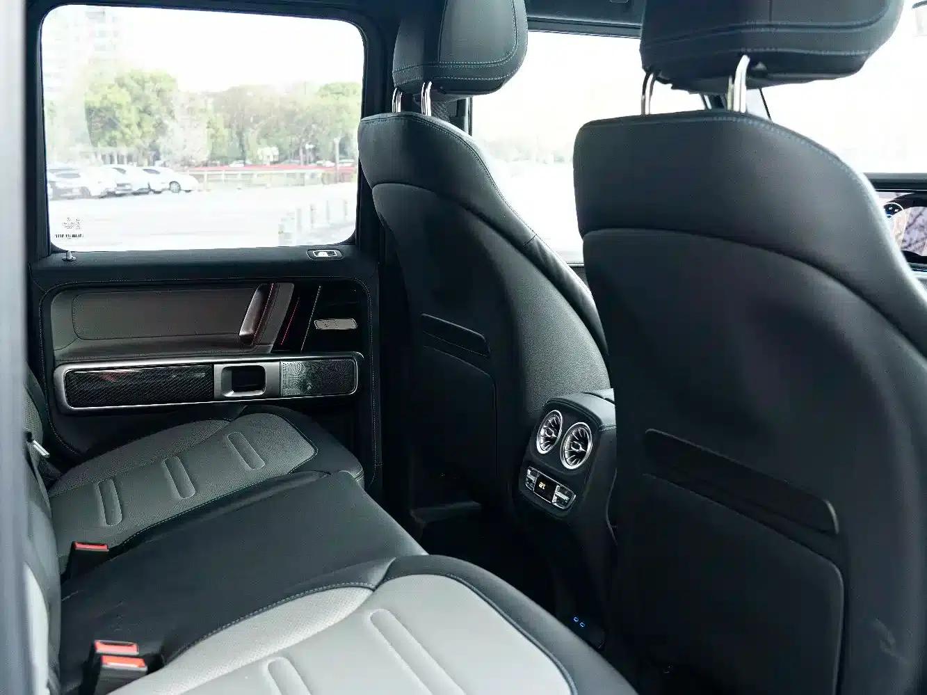 Mercedes-Benz G-Class PHEV 2025 G580 First Edition — миниатюра 19