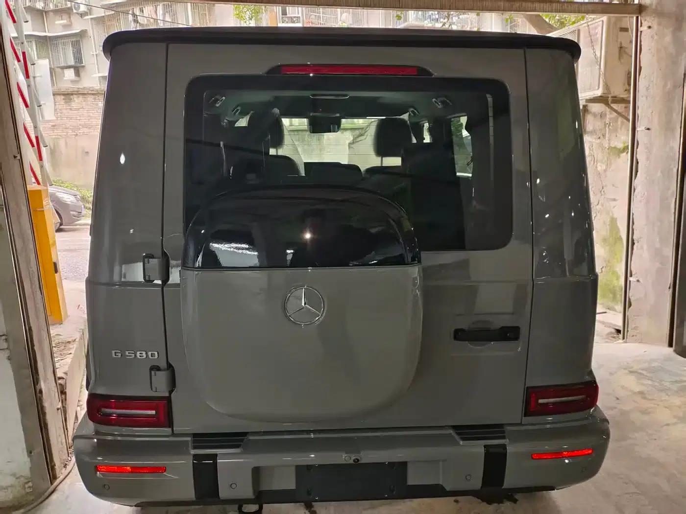 Mercedes-Benz G-Class PHEV 2025 G580 First Edition — миниатюра 3